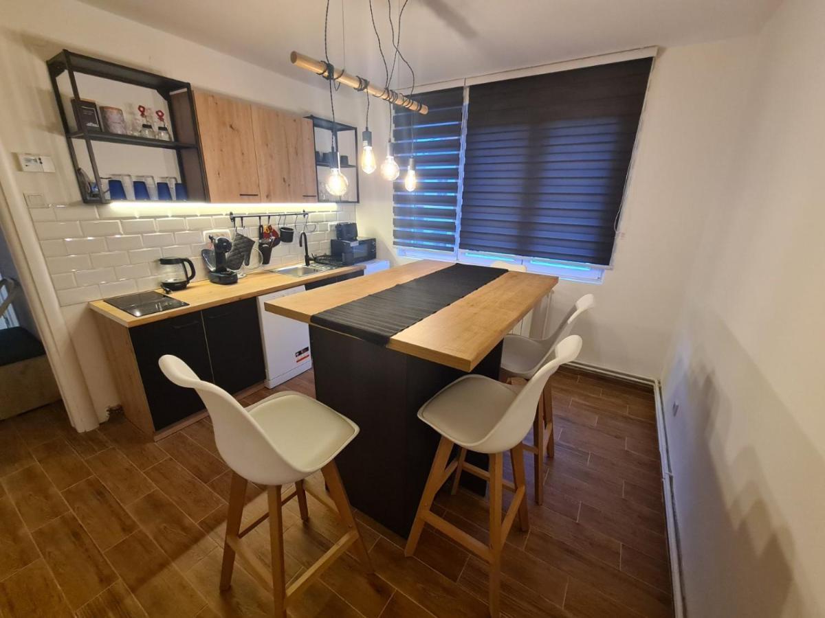 Mak Apartment - Free Parking - Balcony Saraybosna Dış mekan fotoğraf