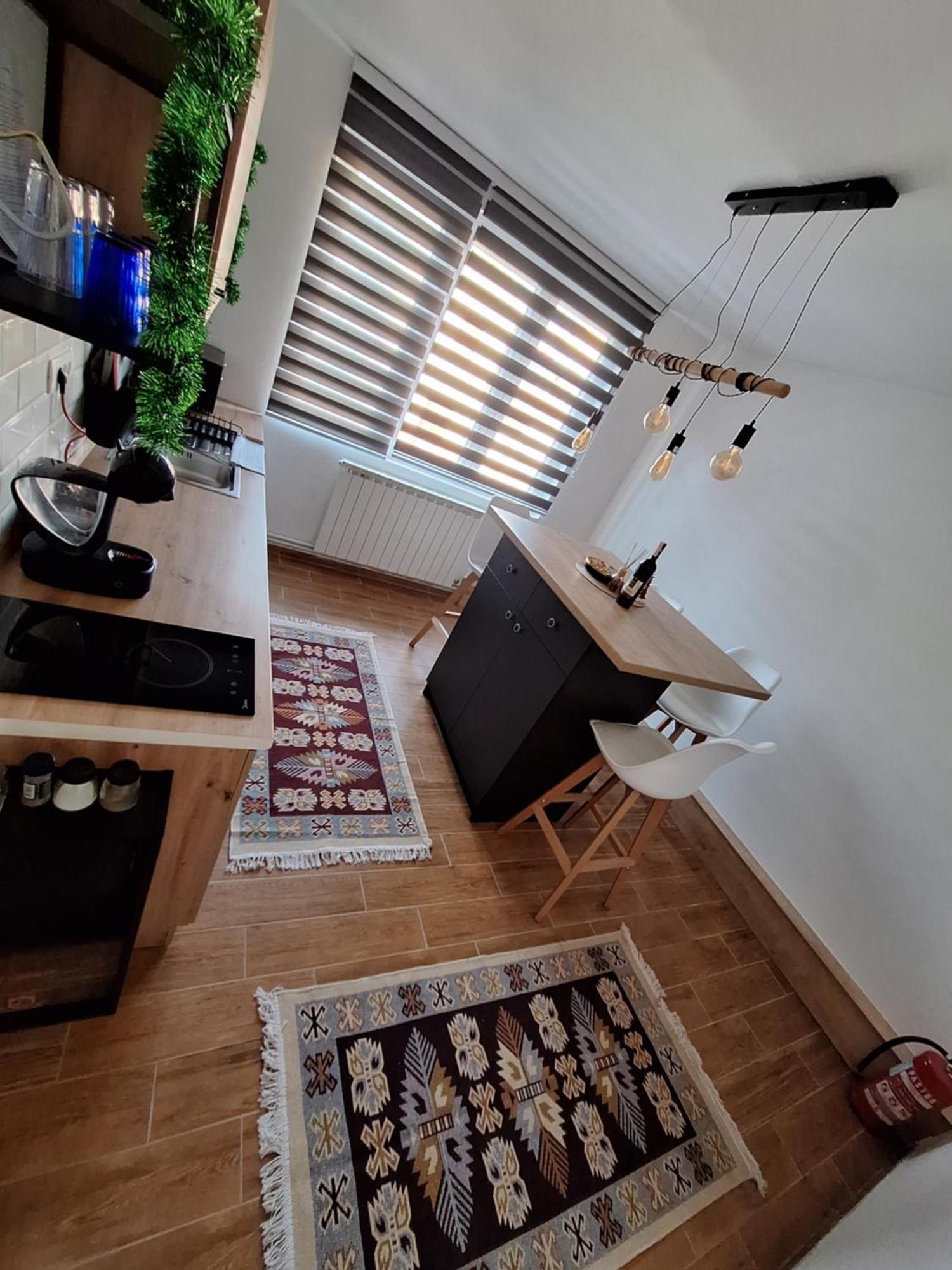 Mak Apartment - Free Parking - Balcony Saraybosna Dış mekan fotoğraf